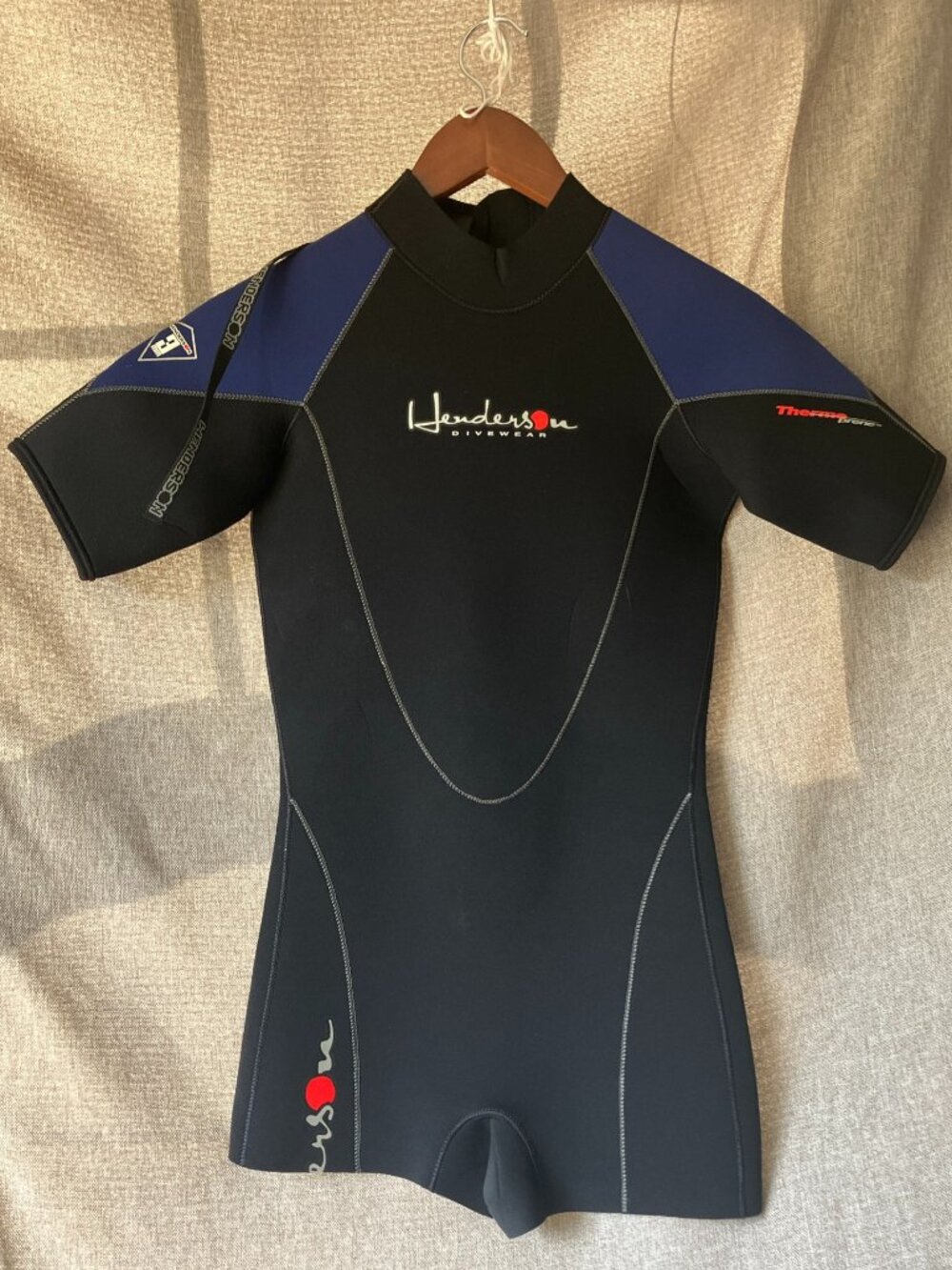 Henderson Dive Wear Custom Shorty Wetsuit Blk sz 14 Short Sleeve 3mm Thermoprene